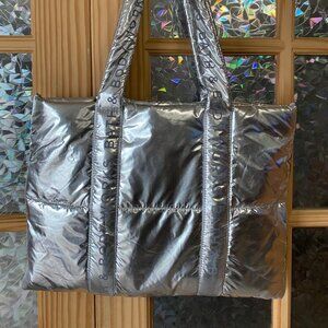BATH & BODY WORKS Silver Puffer Bag 2024 Black Friday Exclusive New NWT Puffy